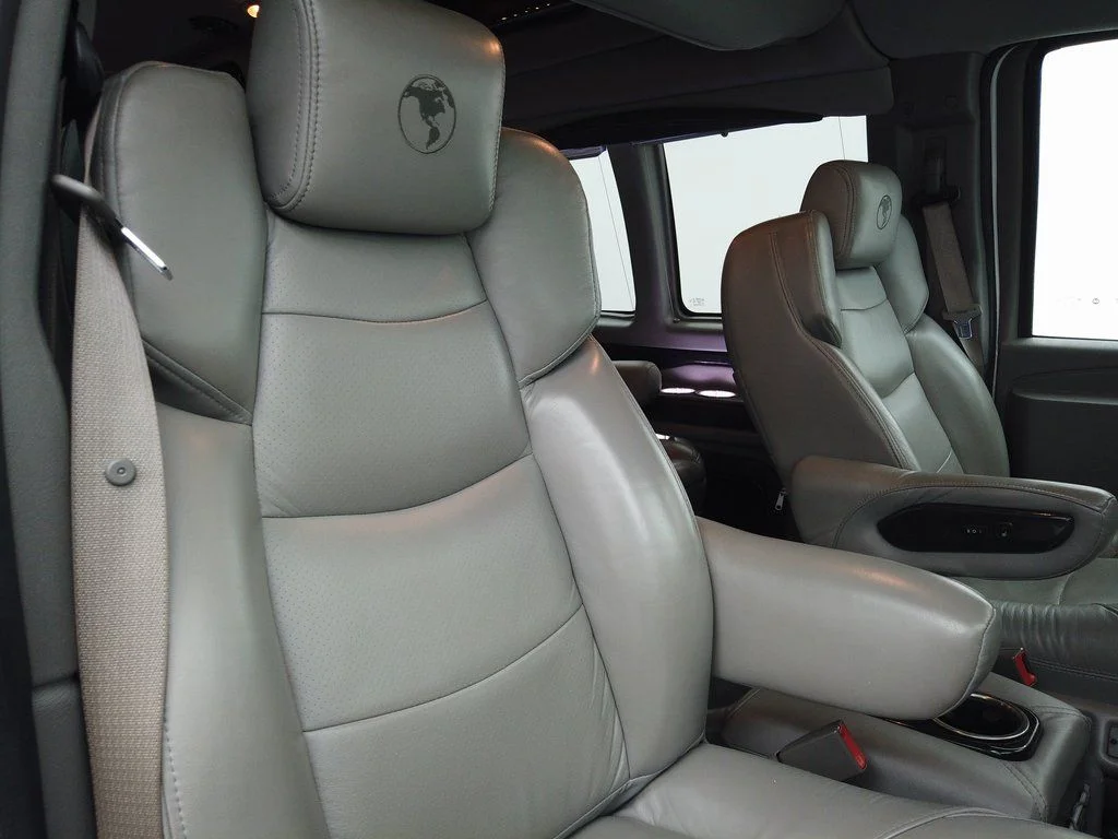 Used 2020 Summit White GMC Explorer Limited SE image 42