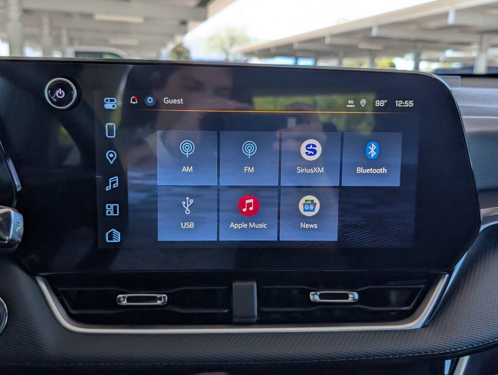 2027 Chevrolet Equinox LT - Photo 18