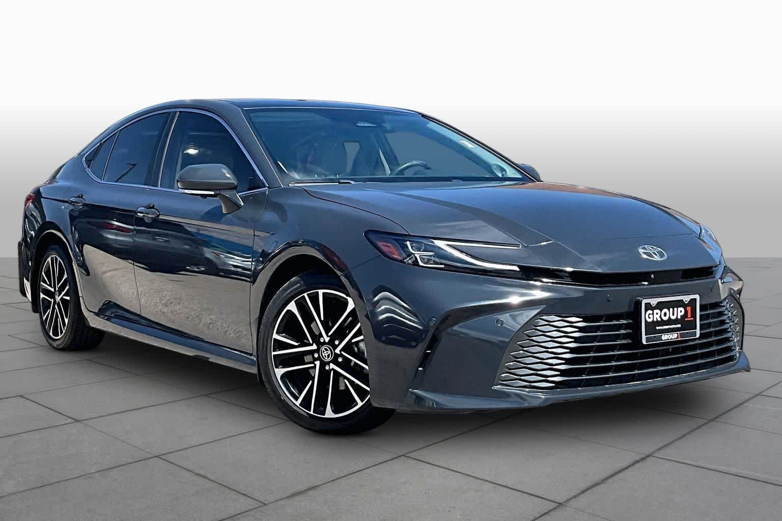 Used 2025 UNDERGROUND Toyota XLE image 3