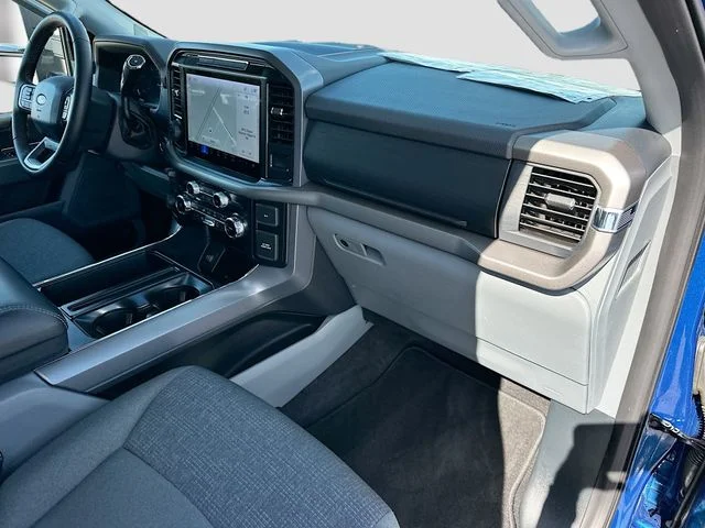 Used 2025 Blue Ford XLT image 29