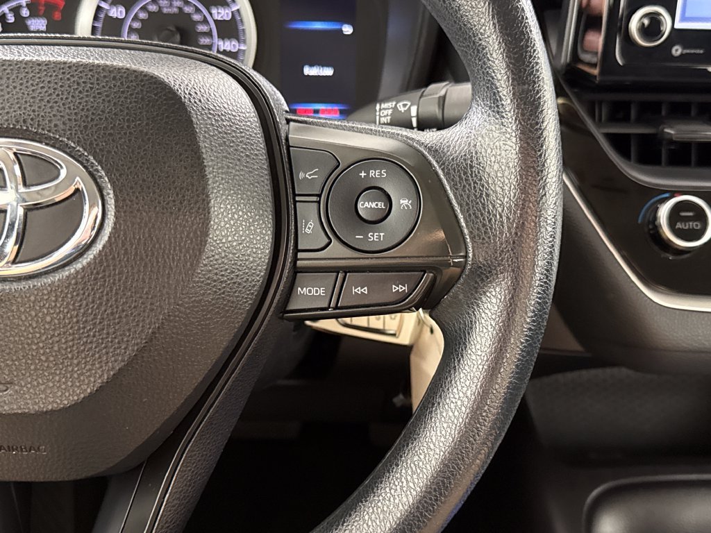 2022 Toyota Corolla LE - Photo 15