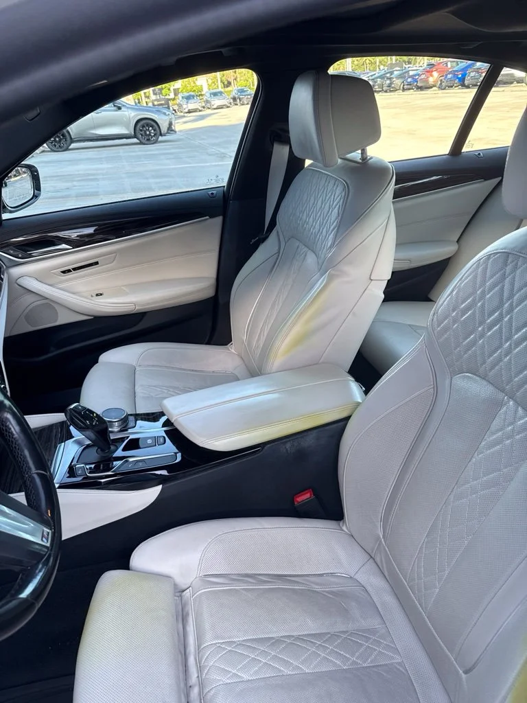2020 BMW 5 Series 6