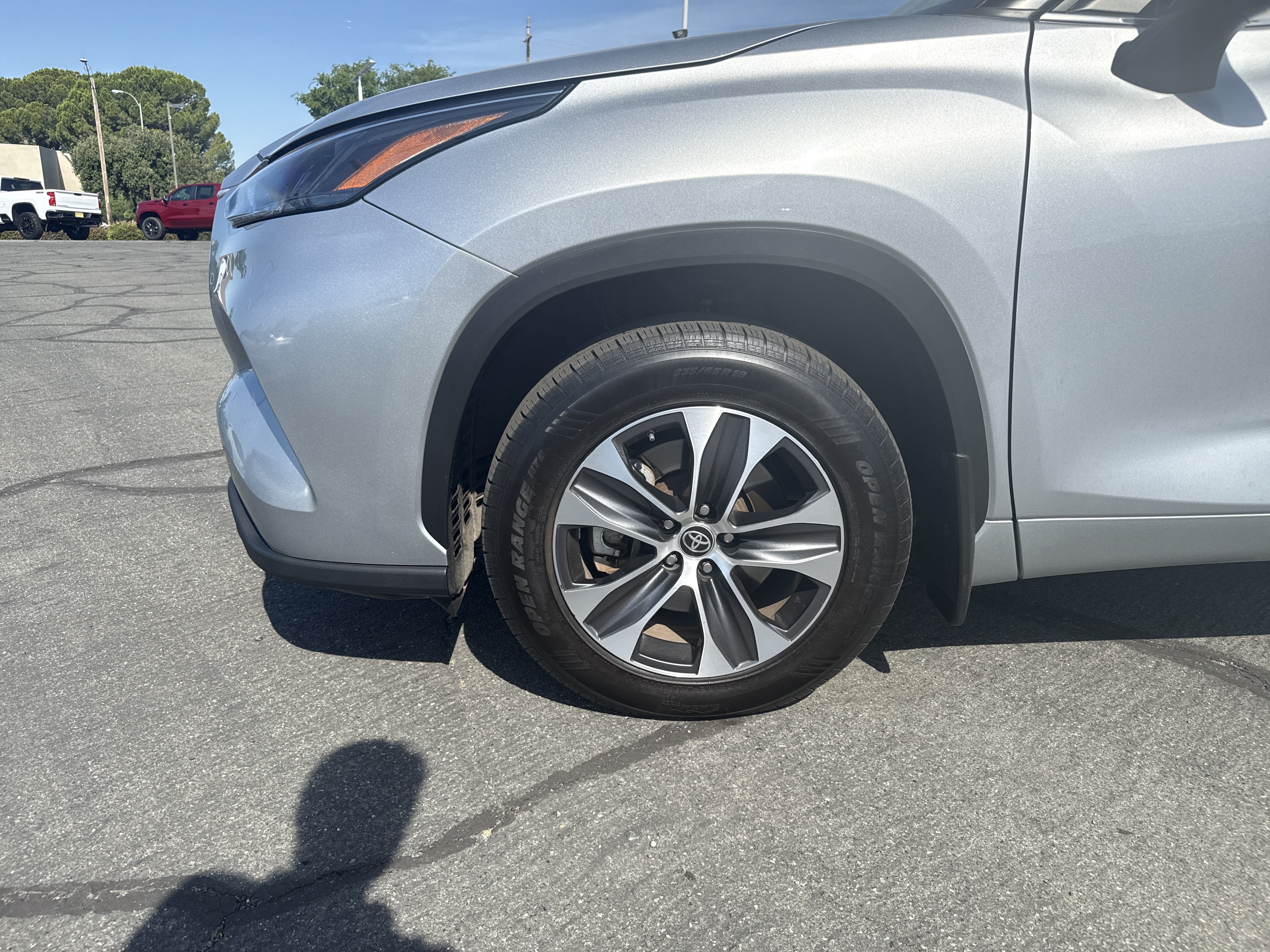 Used 2022 Celestial Silver Metallic Toyota XLE image 9