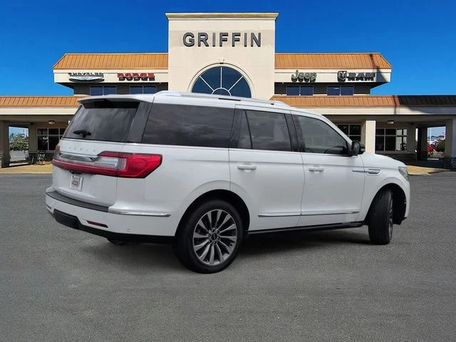 Used 2020 White Lincoln Reserve image 4