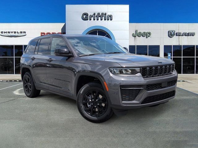 2026 Jeep Grand Cherokee Altitude