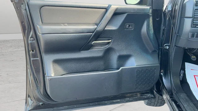 Used 2011 Black Nissan S image 16