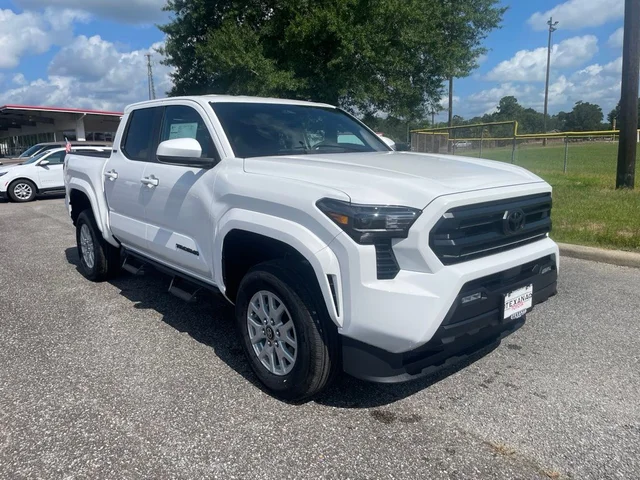 New 2026 Toyota Tacoma SR5 4X4 DOUBLE CAB
