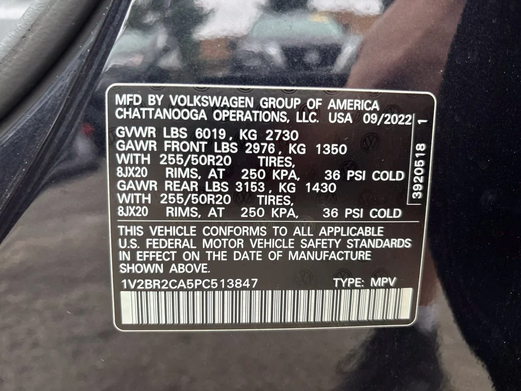 Used 2023  Volkswagen SEL image 10