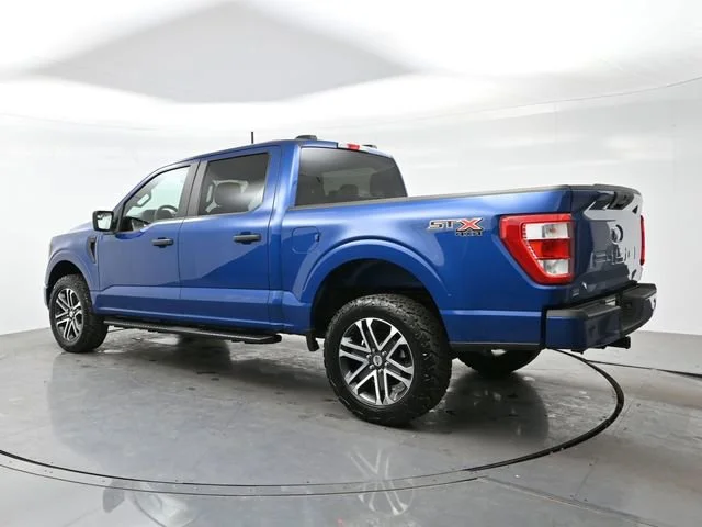 Used 2023 Atlas Blue Metallic Ford XL image 5
