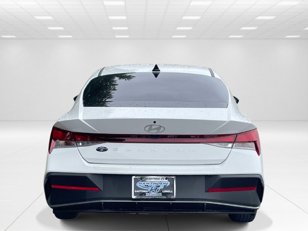 Certified Used 2024 White Hyundai SEL image 5