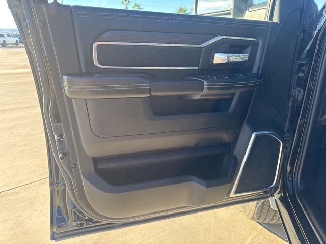 2025 RAM 2500 Laramie - Photo 15