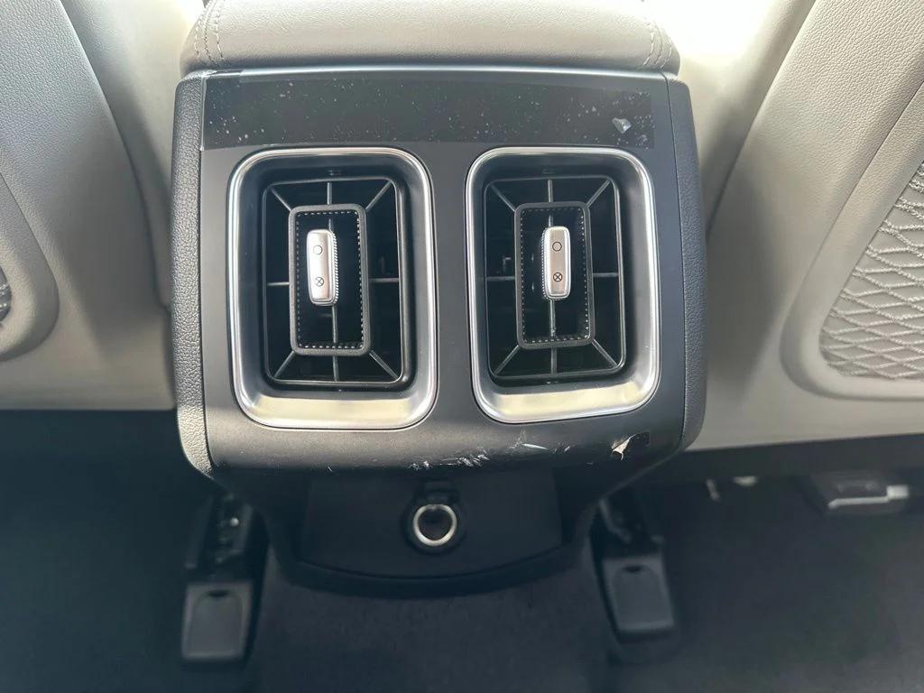 New 2026 White Kia S image 20