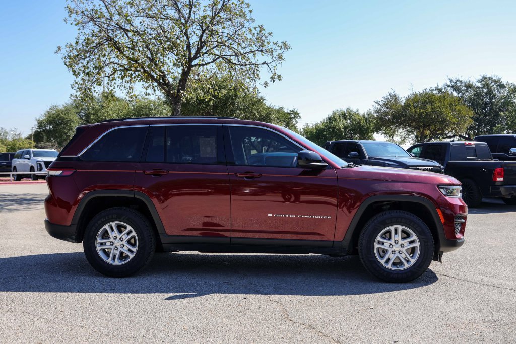 2023 Jeep Grand Cherokee Laredo - Photo 7