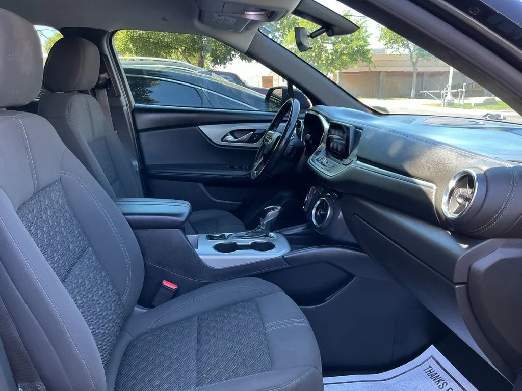 Used 2019 Gray Chevrolet Base image 27