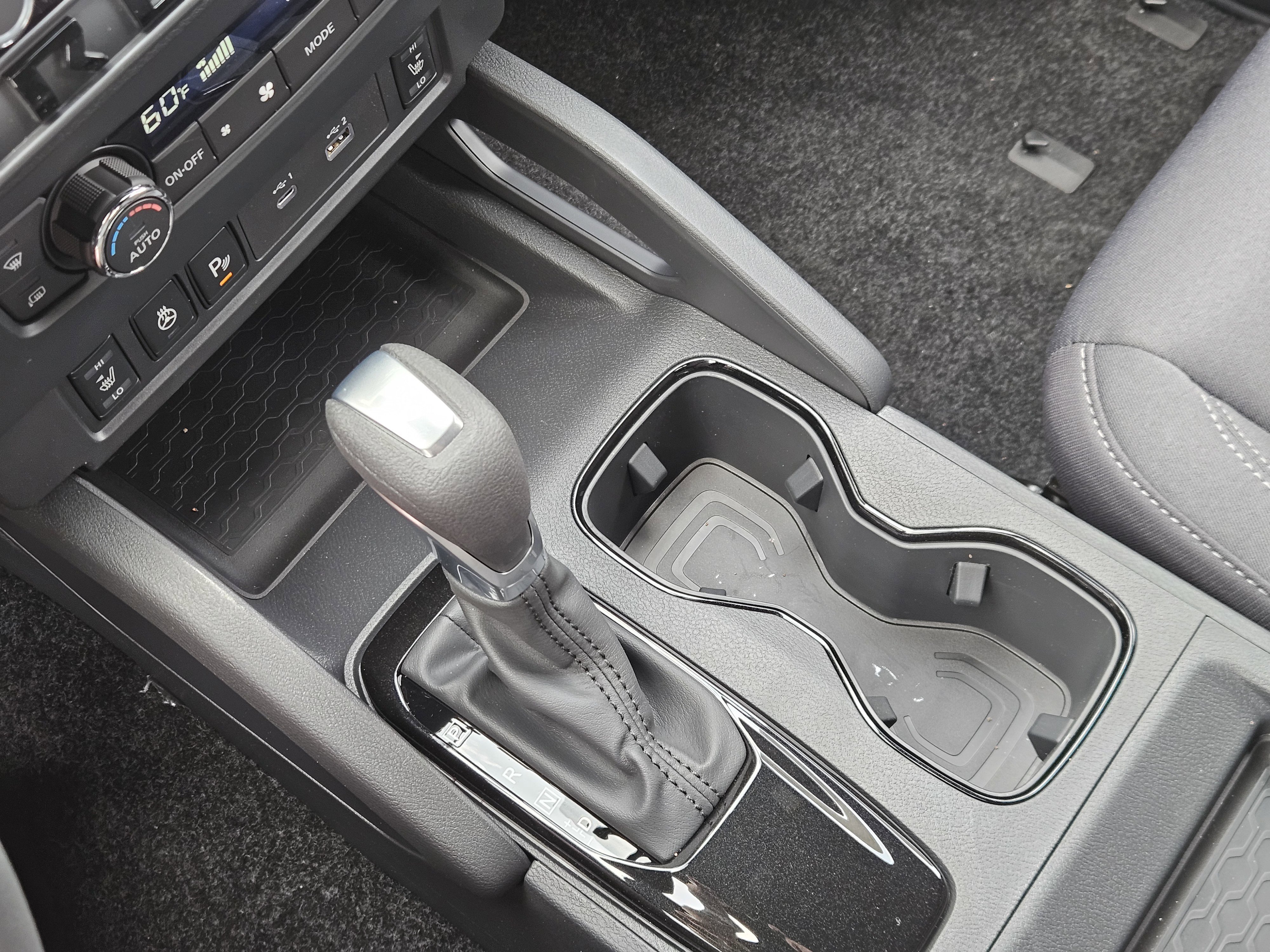 New 2026 Glacier White Nissan Crew Cab SV image 20