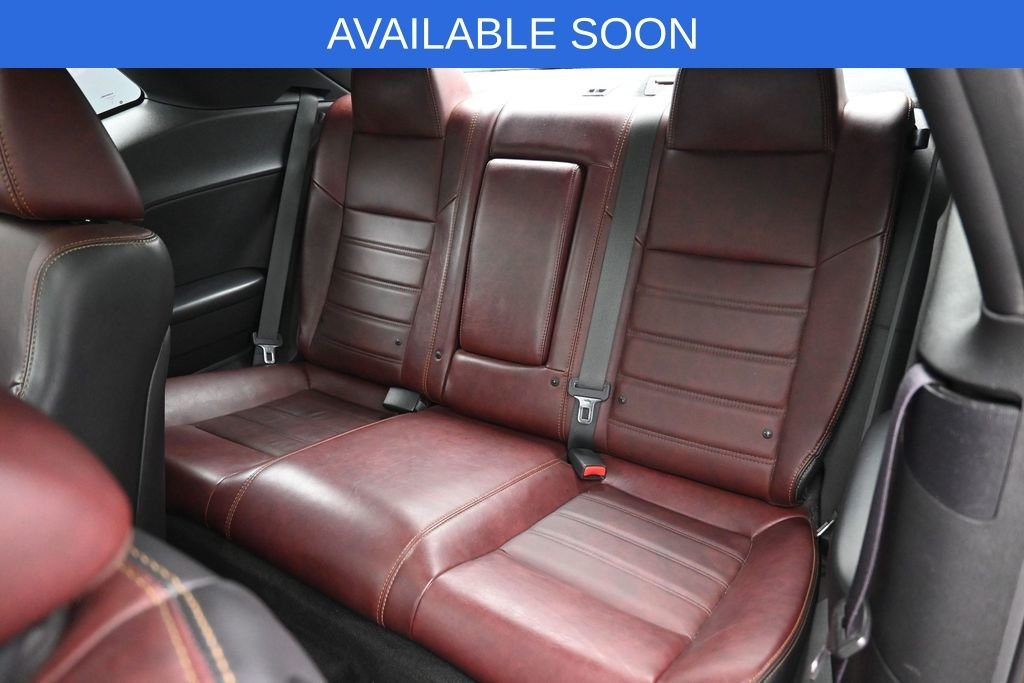 Used 2014 Red Dodge SXT image 26