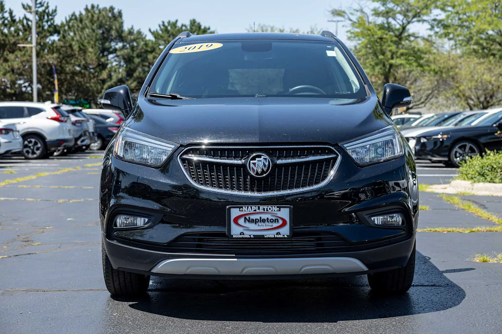 Used 2019 Ebony Twilight Metallic Buick Sport Touring image 2