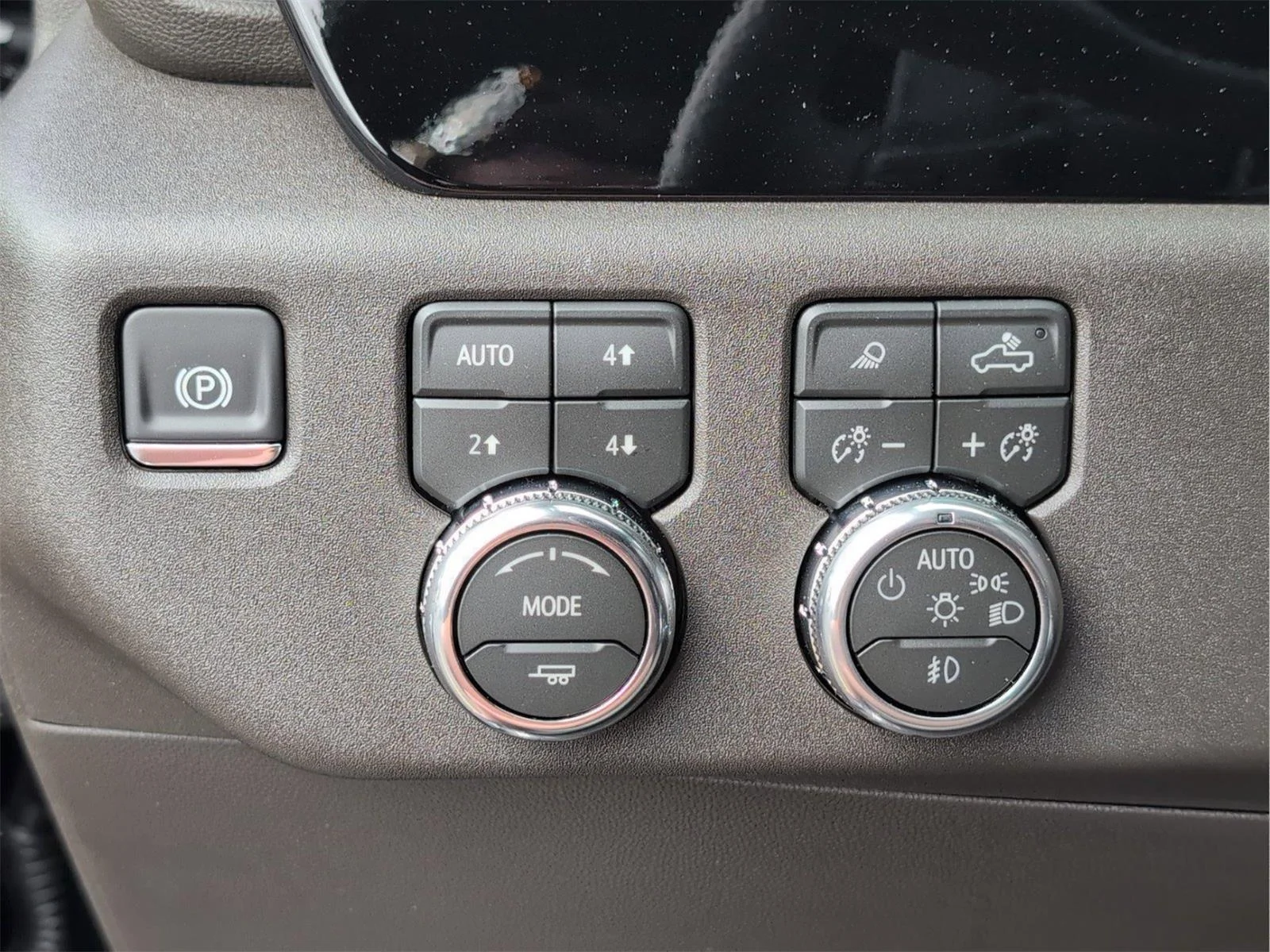 New 2026 Onyx Black GMC SLT image 15