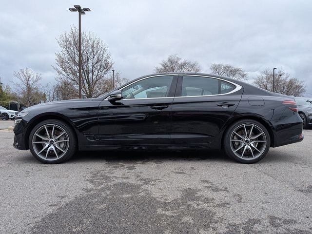 Used 2026 Black Genesis 2.5T image 4