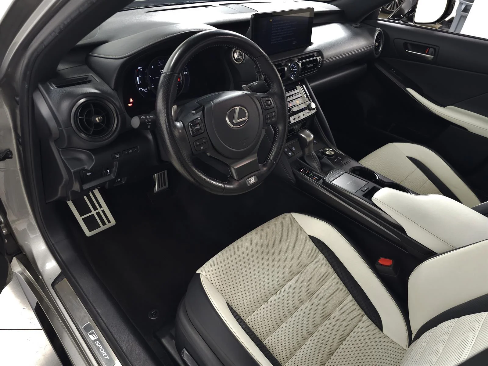 Certified Used 2023 Atomic Lexus F SPORT image 16