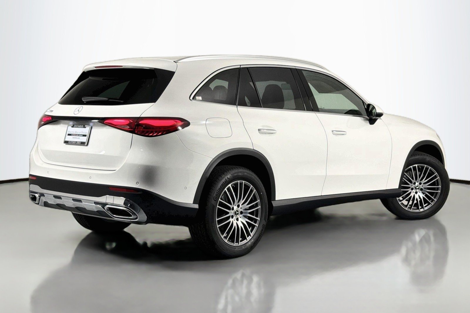 New 2026 Polar White Mercedes-Benz GLC 300 SUV image 11