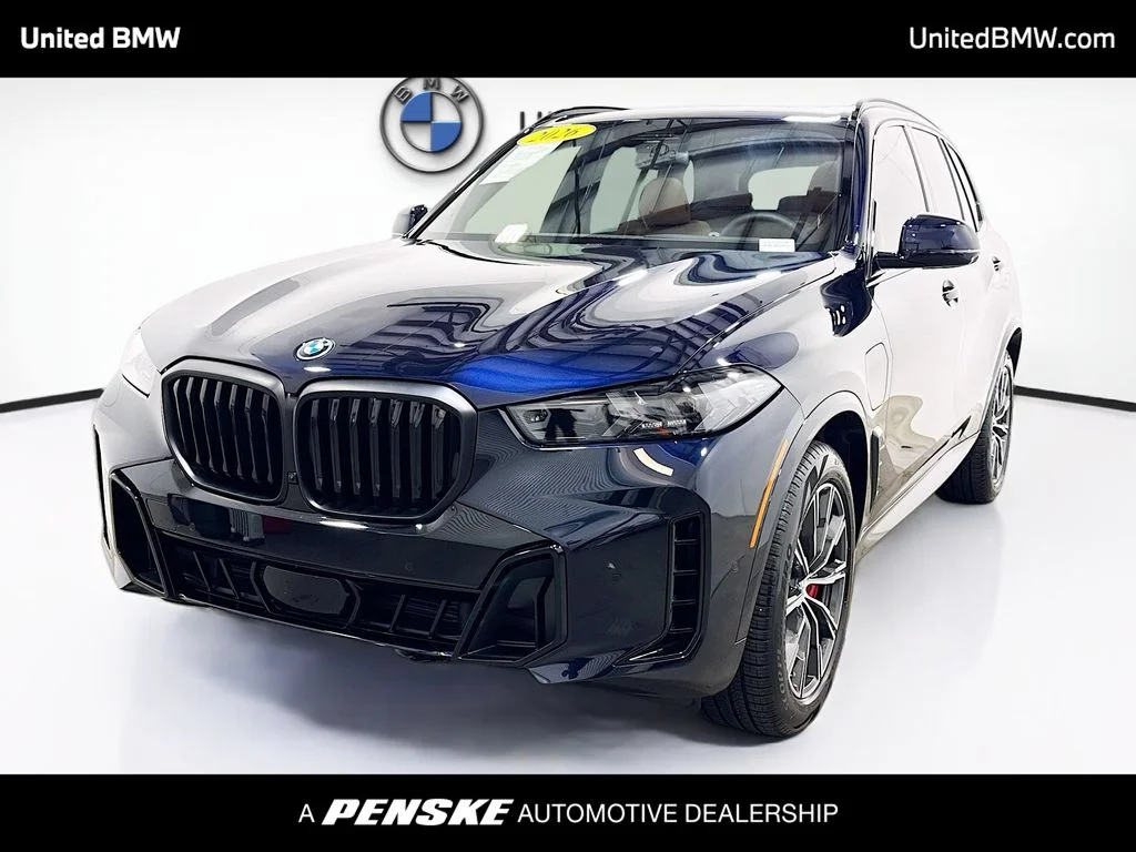 2026 BMW X5 xDrive50e's photo