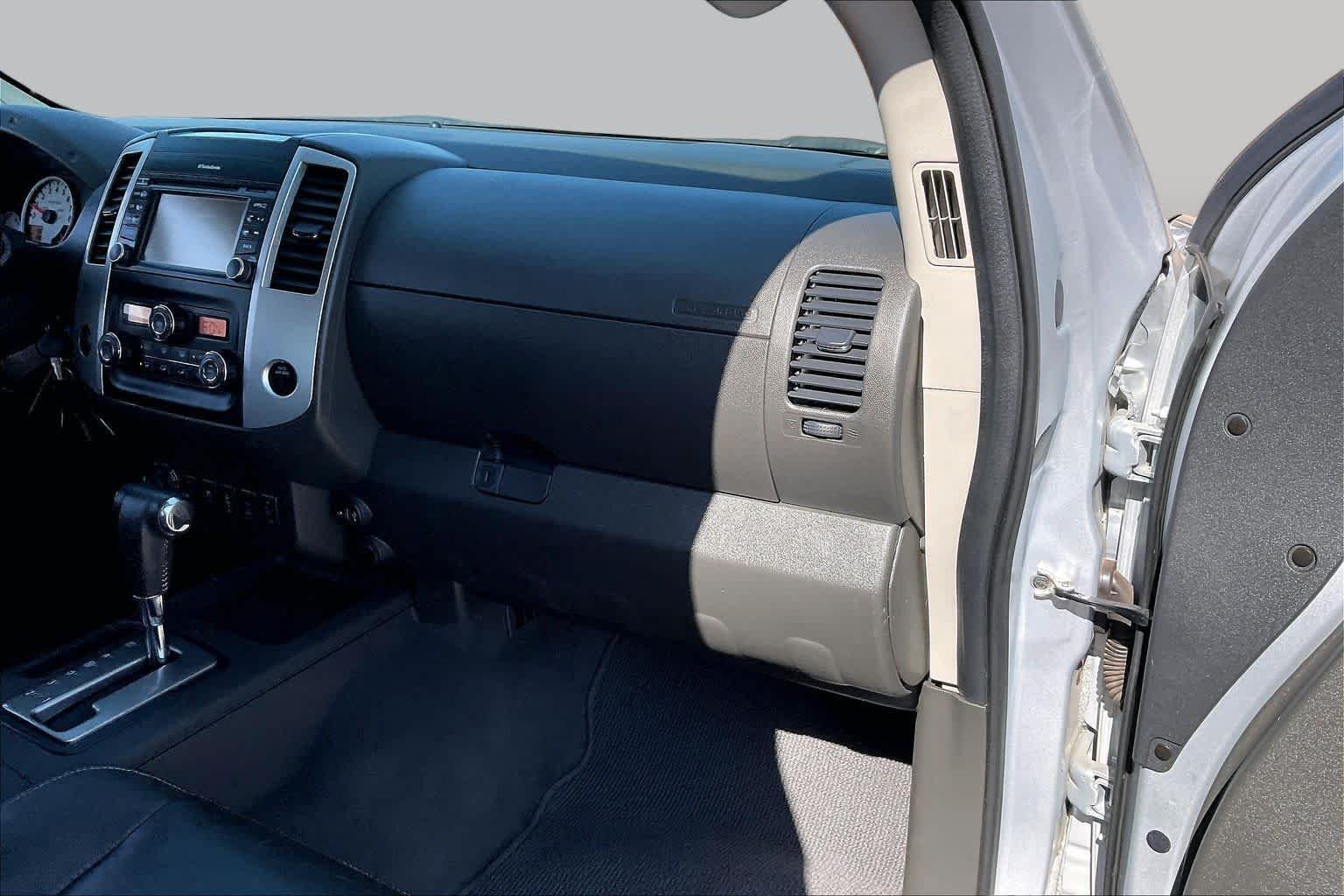 Used 2019 Brilliant Silver Metallic Nissan PRO-4X image 19