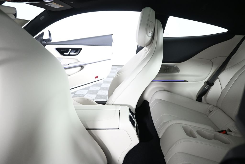 New 2026 Polar White Mercedes-Benz CLE 300 image 16