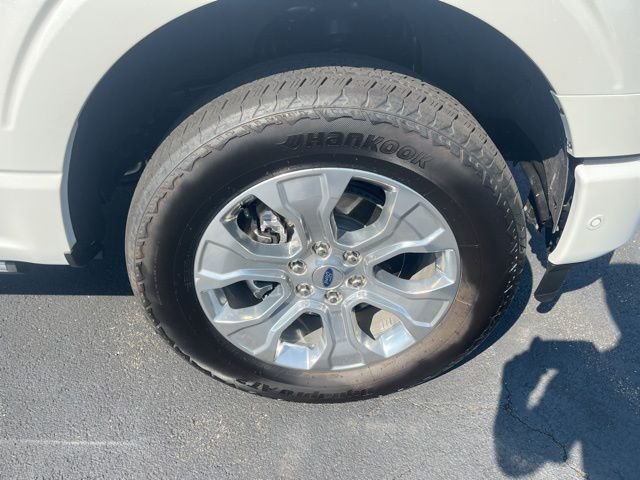 Certified Used 2023 White Metallic Ford Platinum image 4