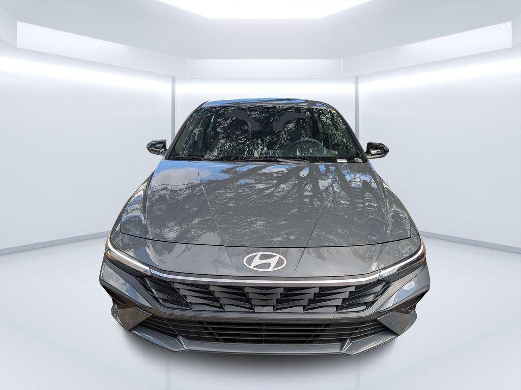 New 2026 Gray Hyundai SEL Sport Plus image 8