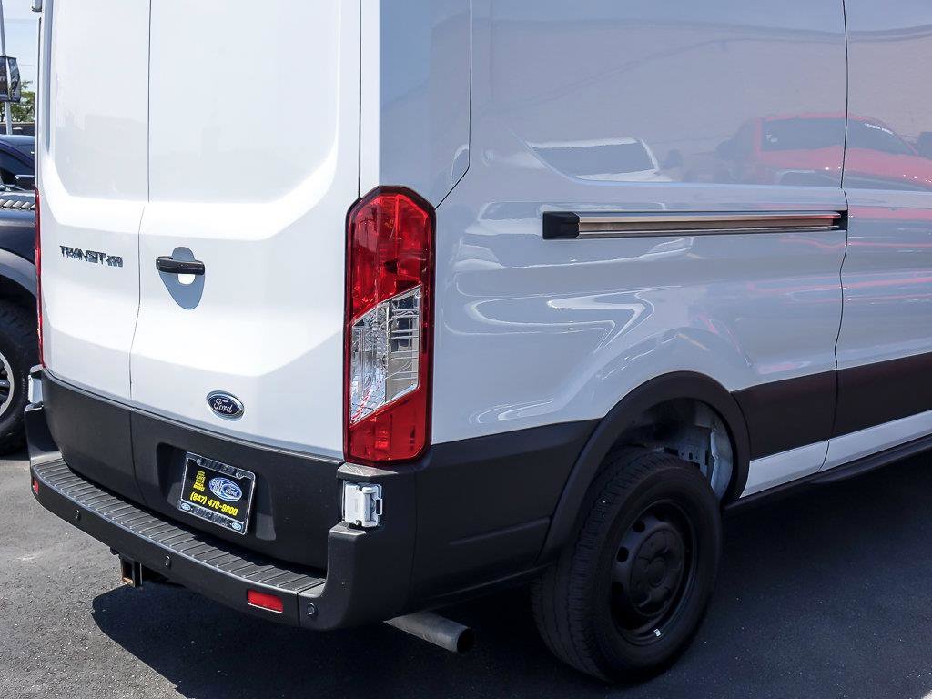 Used 2023 Oxford White Ford Base image 9
