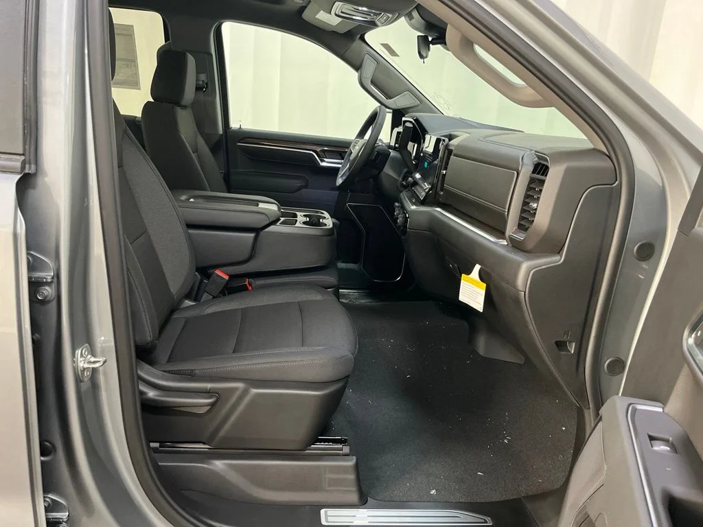New 2026 Gray Chevrolet LT image 19