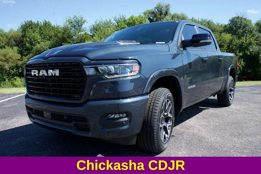 2026 RAM 1500 Laramie - Photo 3