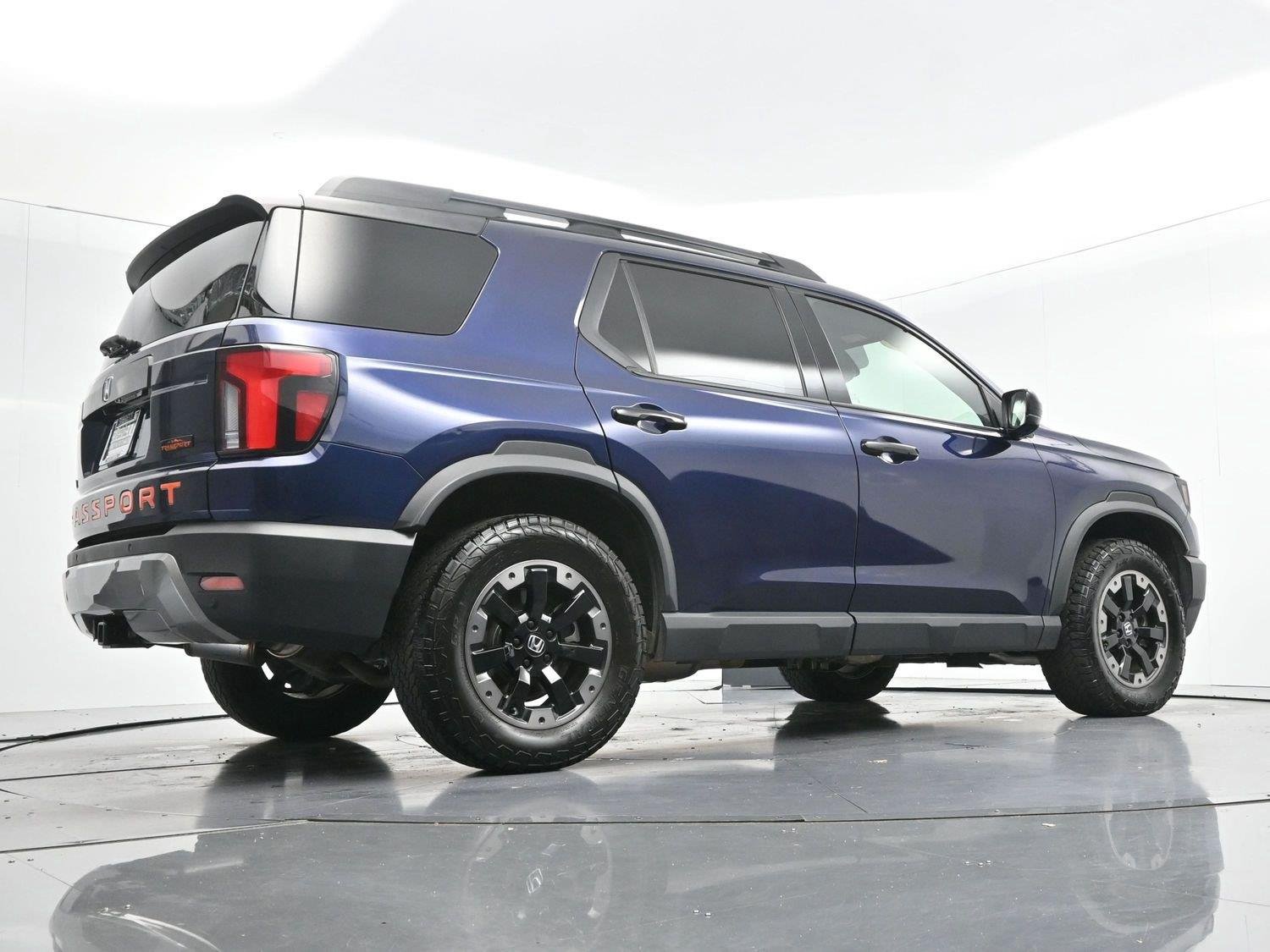 Used 2026 Obsidian Blue Pearl Honda TrailSport Elite image 57