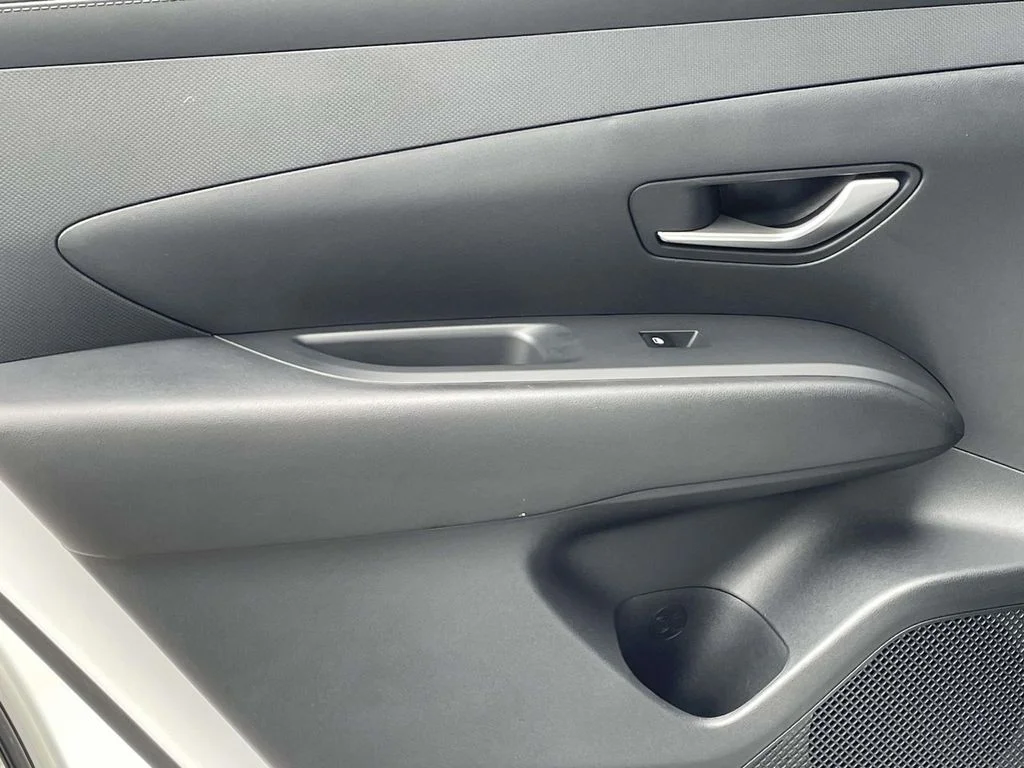 New 2026 White Hyundai SEL image 10