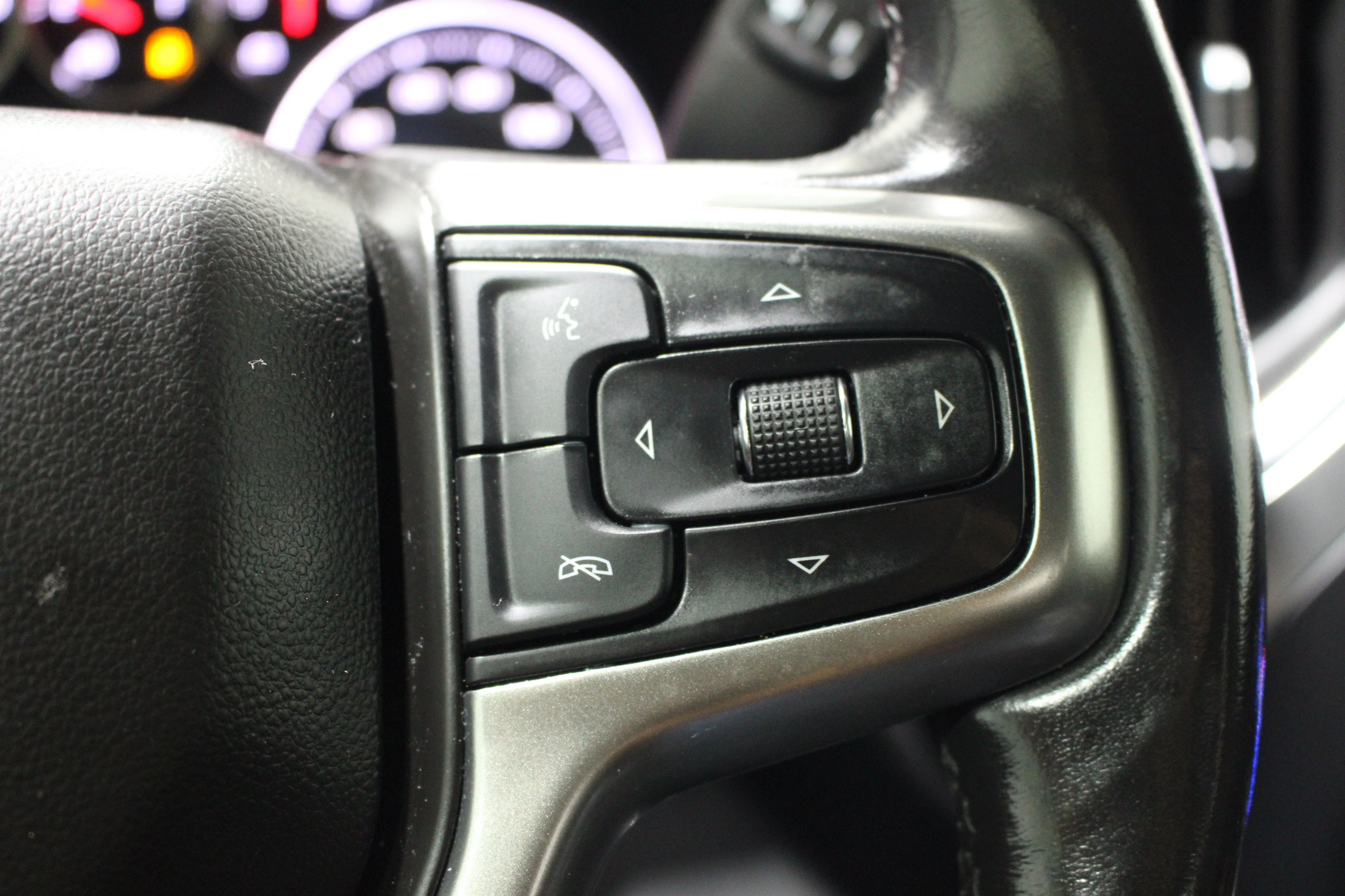 2020 Chevrolet Silverado 1500 LTZ - Photo 13
