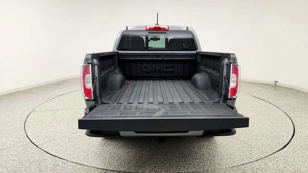 Used 2019 Satin Steel Metallic GMC 4WD Crew Cab 128.3
