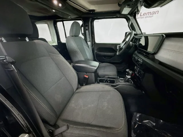 Used 2024 Black Jeep Sport S image 26