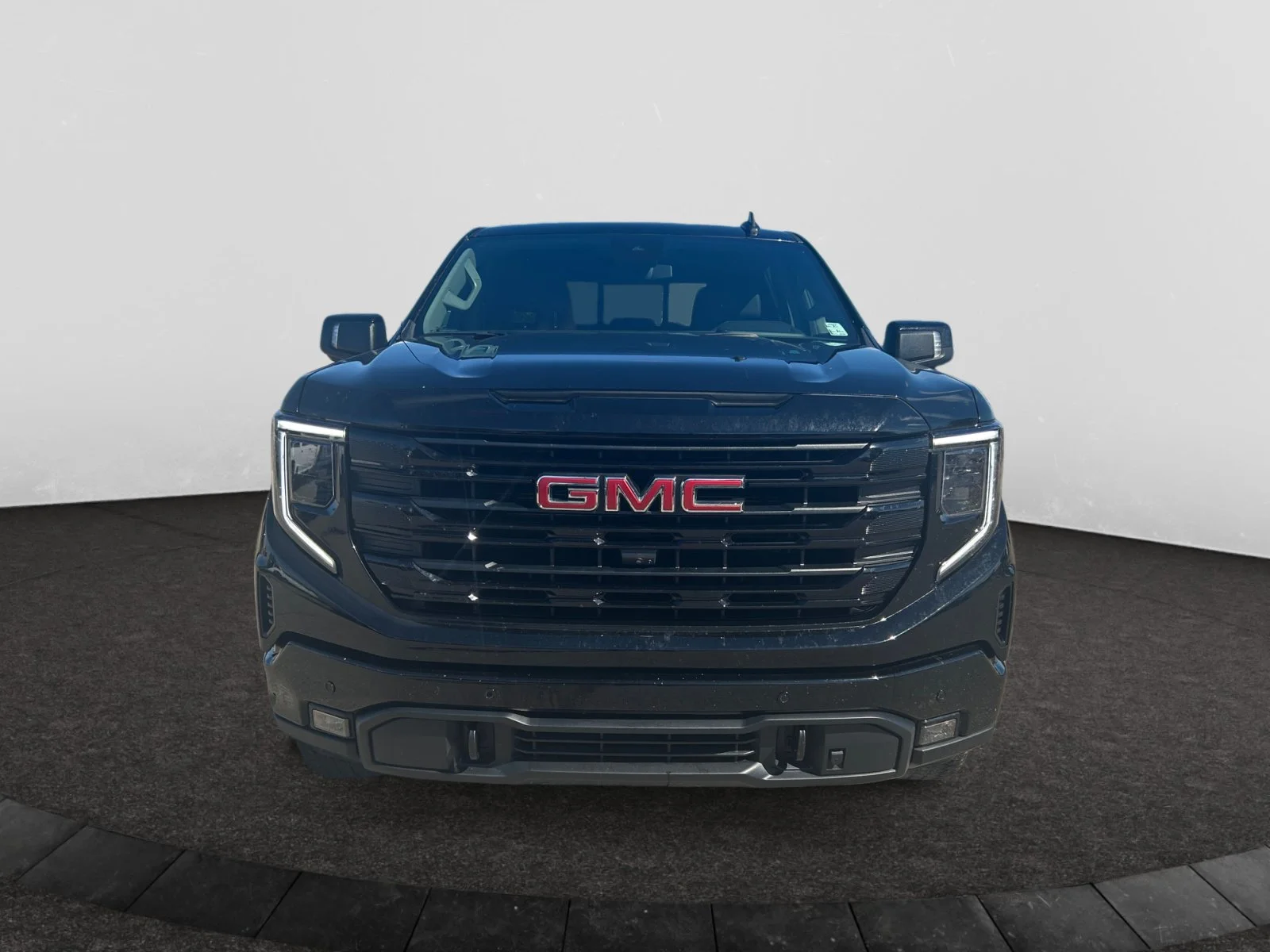 Used 2024 Black GMC Elevation Crew 3.0L Leather X31 Package 4x4 image 8