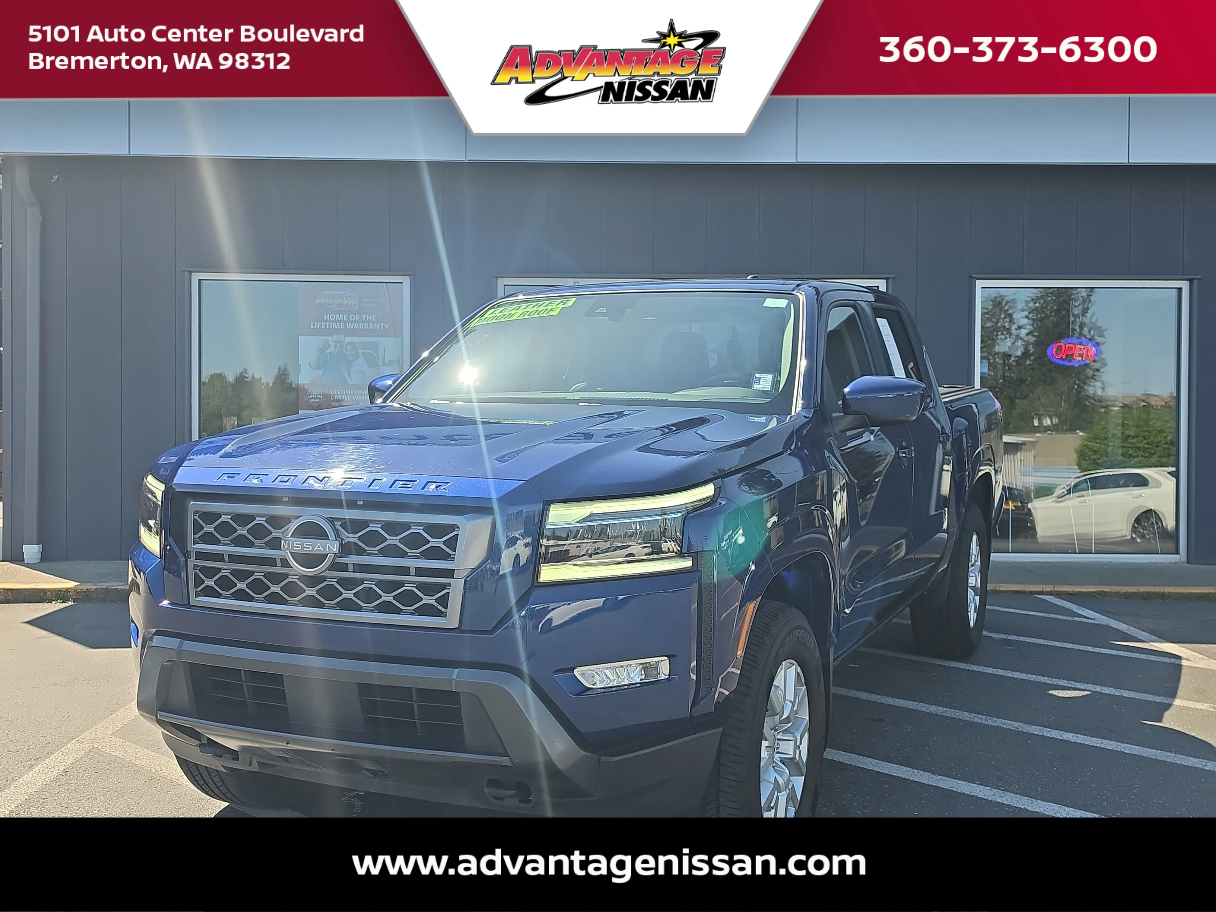 2023 Nissan Frontier SV Crew Cab 4X4 SWB's photo