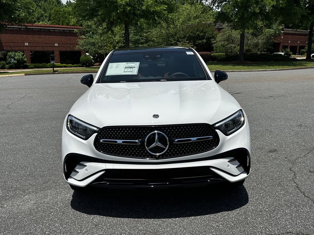New 2026 Polar White Mercedes-Benz GLC 300 image 3