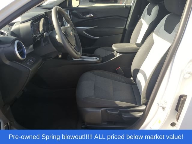 Used 2025 White Chevrolet LS image 23
