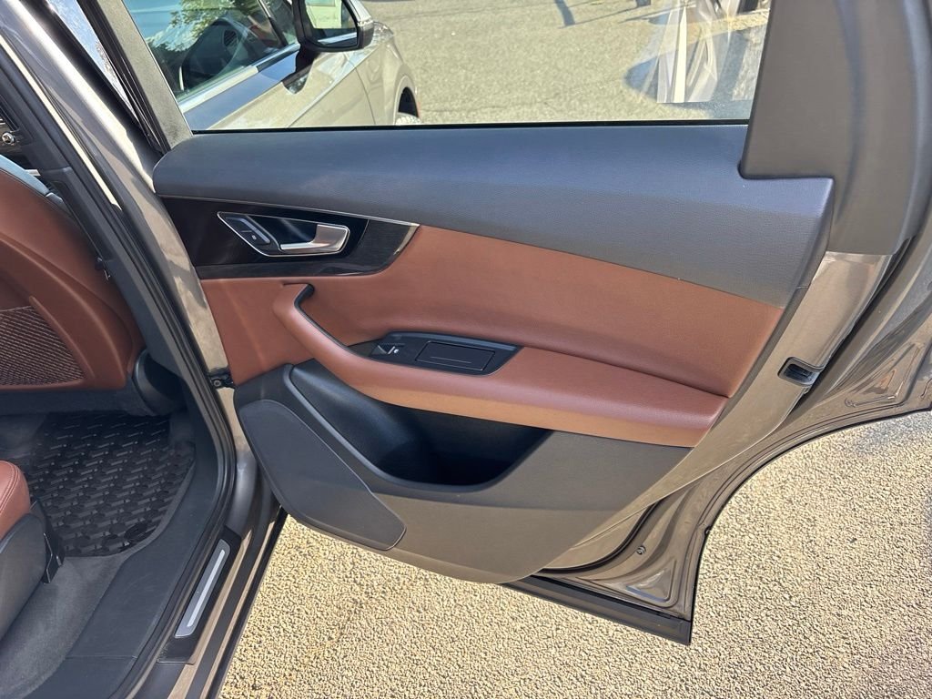 Used 2019 Gray Audi 55 Premium image 28