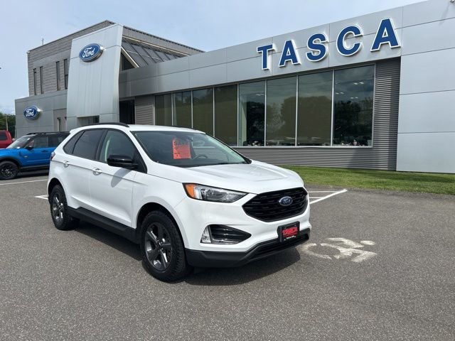 2024 Ford Edge SEL AWD's photo