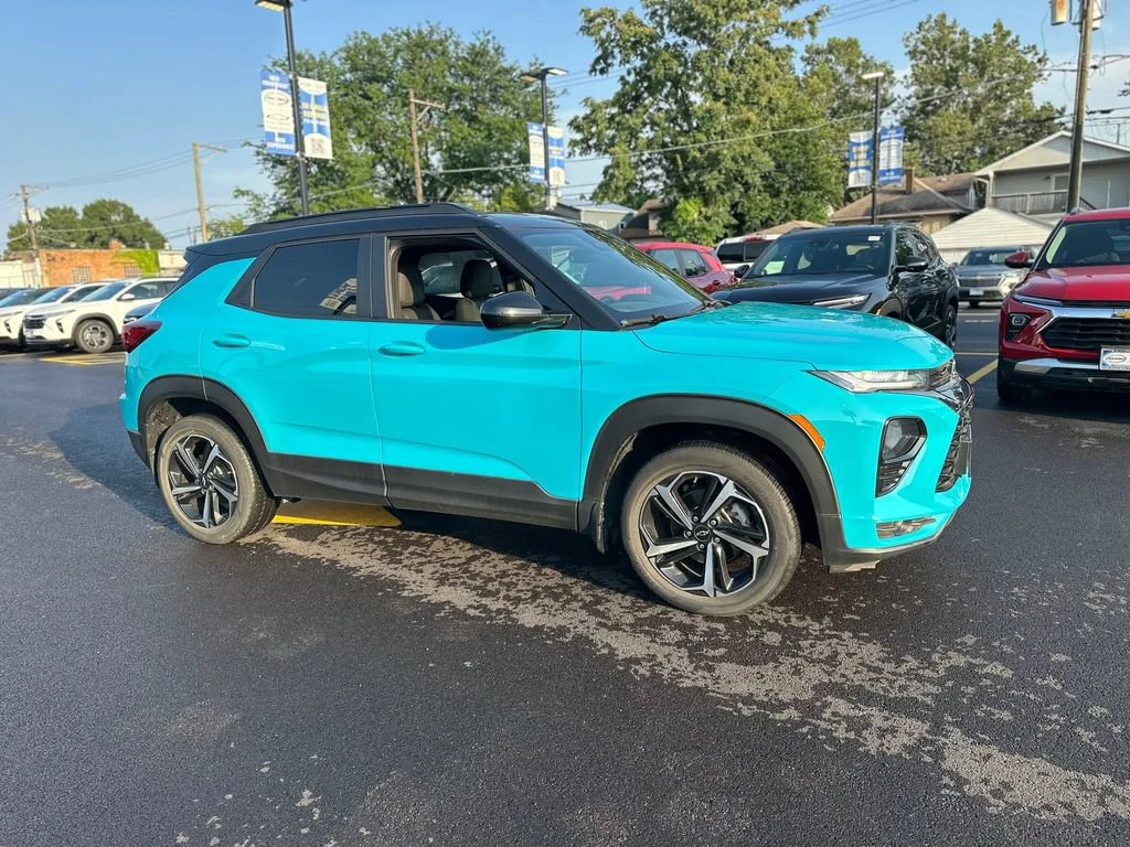 Used 2022 OASIS BLUE Chevrolet RS image 2