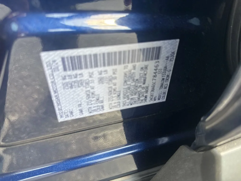 Used 2025 Blue Nissan SV image 33