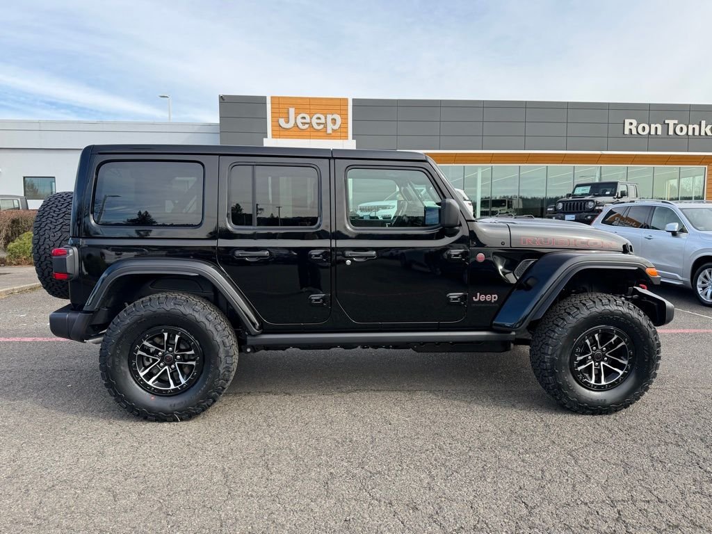 New 2026 Black Clear-Coat Exterior Paint Jeep Rubicon image 9