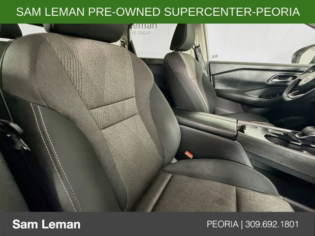 Used 2024 White Nissan SV image 25