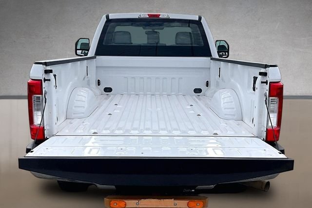 Used 2017 White Ford XL image 18