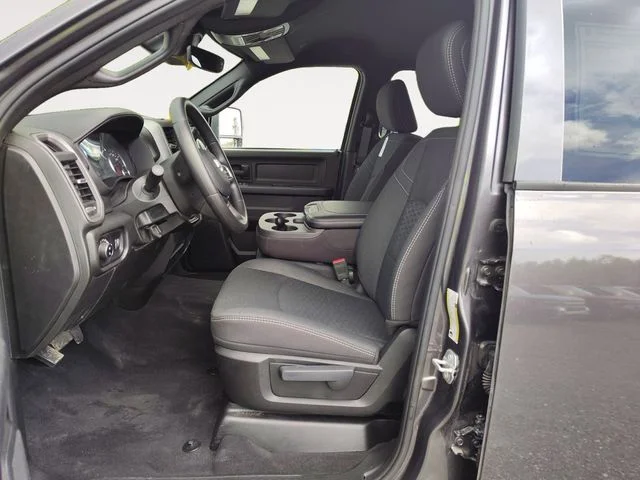 2025 RAM 2500 Tradesman - Photo 9